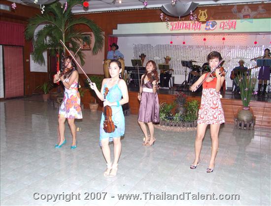 Thailand Talent - MC, Pretty, Singers, Dancers, Promotion Girls, Modeling, Recruitment Agency For The Entertainment Industry Bangkok - http://www.thailandtalent.com?amamshow