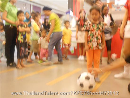 Thailand Talent - MC, Pretty, Singers, Dancers, Promotion Girls, Modeling, Recruitment Agency For The Entertainment Industry Bangkok - http://www.thailandtalent.com?KFC7ShootHY2012