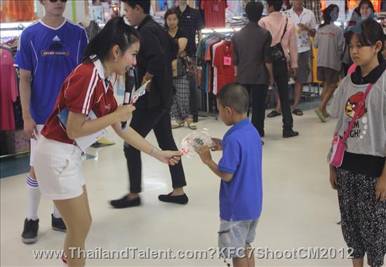 Thailand Talent - MC, Pretty, Singers, Dancers, Promotion Girls, Modeling, Recruitment Agency For The Entertainment Industry Bangkok - http://www.thailandtalent.com?KFC7ShootCM2012