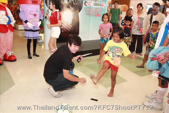 Thailand Talent - MC, Pretty, Singers, Dancers, Promotion Girls, Modeling, Recruitment Agency For The Entertainment Industry Bangkok - http://www.thailandtalent.com?KFC7ShootPTY12