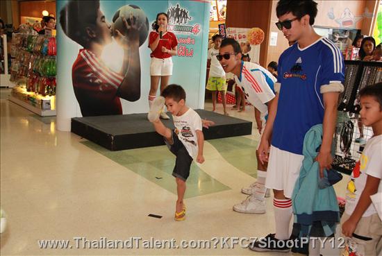 Thailand Talent - MC, Pretty, Singers, Dancers, Promotion Girls, Modeling, Recruitment Agency For The Entertainment Industry Bangkok - http://www.thailandtalent.com?KFC7ShootPTY12